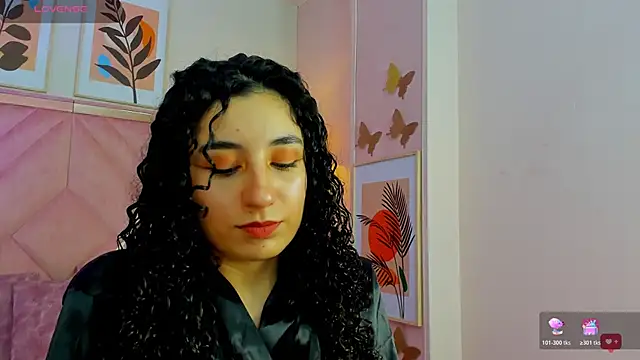 Snapshot of DemiJones_ chatting on February 3, 2026, 3:26 am DemiJones online show from February 3, 2026, 3:26 am