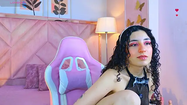 Snapshot of DemiJones_ chatting on May 10, 2026, 4:28 am DemiJones online show from May 10, 2026, 4:28 am