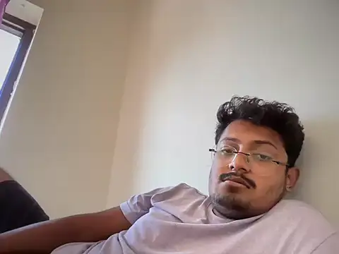 Snapshot of Your_yash2 chatting on November 7, 2025, 5:29 am Your yash2 online show from November 7, 2025, 5:29 am