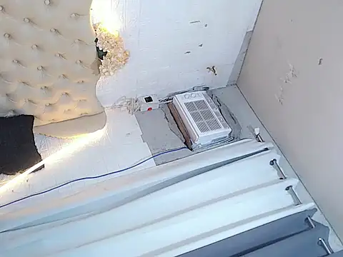 Sassy Siarre online show from November 15, 2025, 3:26 am