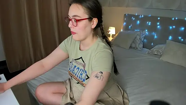 Mersedes Rosso online show from November 25, 2025, 9:20 am