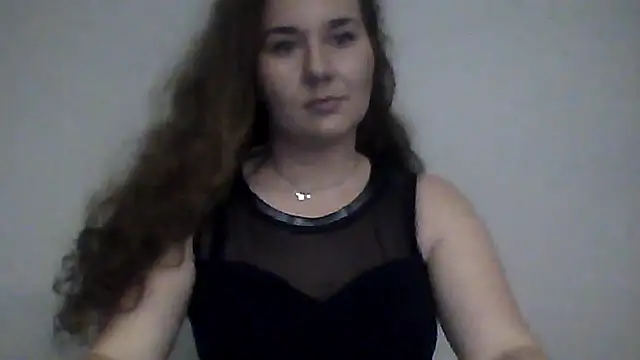 AgnesLips online show from November 10, 2025, 3:11 pm