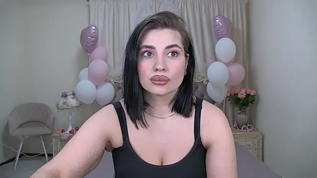 Snapshot of AdrianaTorres chatting on February 24, 2026, 7:12 pm AdrianaTorres online show from February 24, 2026, 7:12 pm