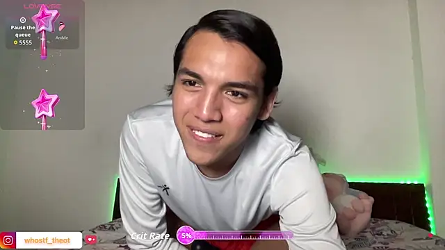 Snapshot of call_me_theo chatting on November 13, 2025, 12:59 pm call me theo online show from November 13, 2025, 12:59 pm