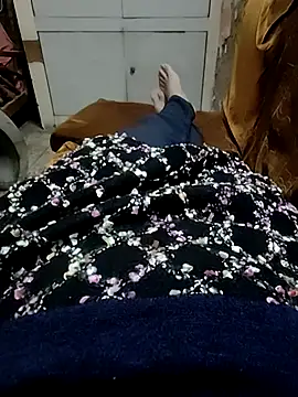 iiseemasingh online show from November 17, 2025, 3:56 am