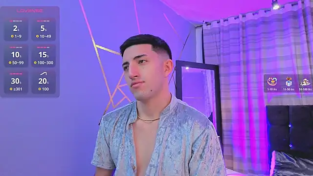 Un Sluttyy online show from December 5, 2025, 11:30 am