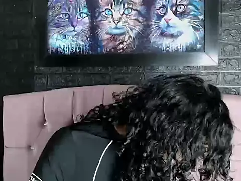 hot and fucking girl online show from November 8, 2025, 8:18 pm