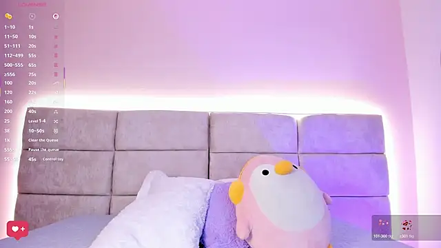 nia20  online show from April 13, 2026, 7:08 pm