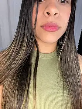 Lys rose online show from November 18, 2025, 6:29 am