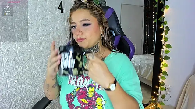 catherine monroe online show from December 20, 2025, 8:49 pm