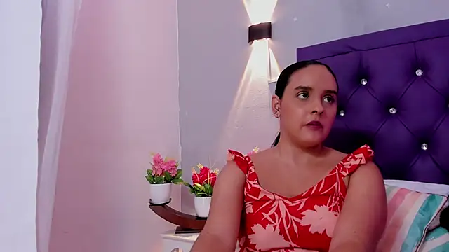 Katty Vega online show from November 7, 2025, 1:22 pm