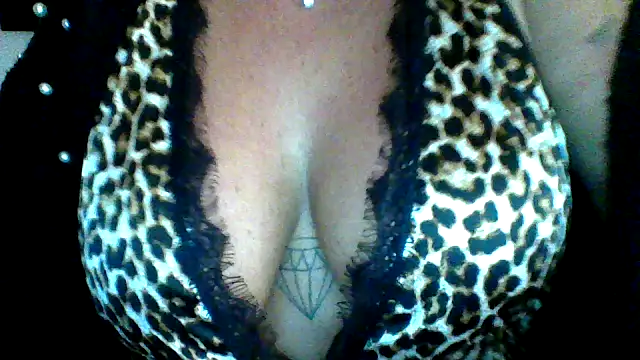 cleo094 online show from December 19, 2025, 11:56 pm