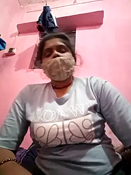 Snapshot of Janhvi_bhabhi_ji chatting on November 27, 2025, 4:31 pm Janhvi bhabhi ji online show from November 27, 2025, 4:31 pm