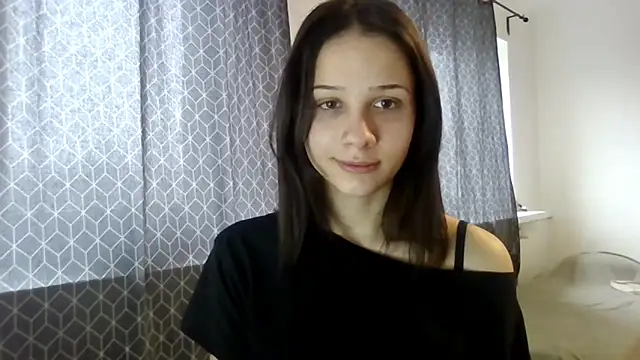 CarmenBody online show from December 18, 2025, 10:32 am