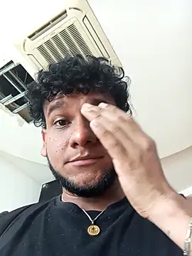 prototipoA45 online show from March 8, 2026, 6:55 pm