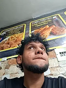 prototipoA45 online show from April 12, 2026, 9:42 pm