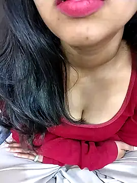 Sexy Divya   online show from March 15, 2026, 6:08 am