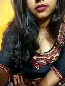 Sexy Divya   online show from March 22, 2026, 6:22 pm