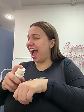 KilianaNoir online show from April 18, 2026, 8:40 am