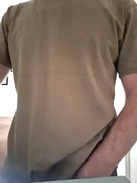 Snapshot of CuteDaddy92 chatting on February 23, 2026, 8:22 am CuteDaddy92 online show from February 23, 2026, 8:22 am