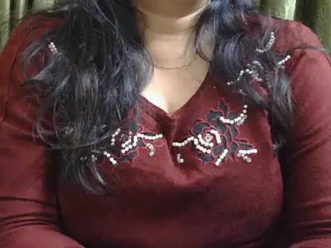 Miss Eira online show from November 24, 2025, 10:15 am