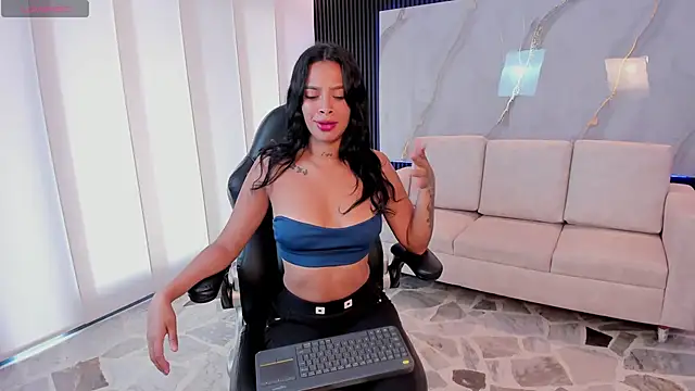 Saara Corraless online show from April 7, 2026, 6:52 pm