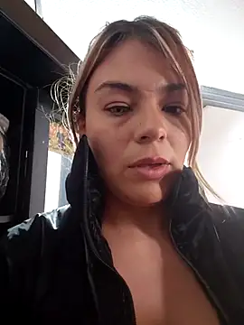 ingridtorres online show from November 13, 2025, 7:46 pm