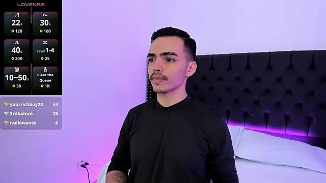 NicoKingg  online show from January 12, 2026, 12:43 pm