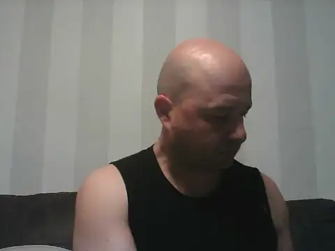 Snapshot of Askosex111 chatting on November 7, 2025, 5:46 pm Askosex111 online show from November 7, 2025, 5:46 pm