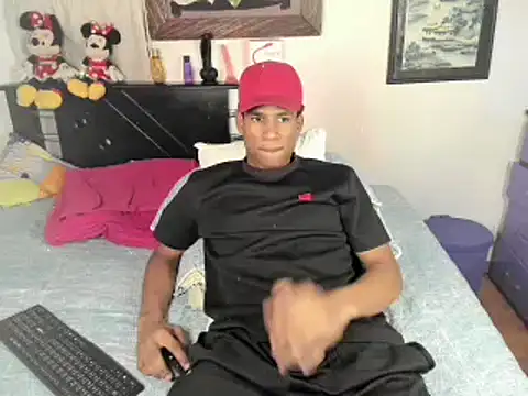 JUANBIGCOCK21CM online show from November 13, 2025, 8:08 pm