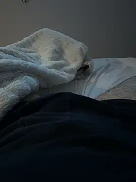 Snapshot of loukas777 chatting on November 8, 2025, 11:47 pm loukas777 online show from November 8, 2025, 11:47 pm