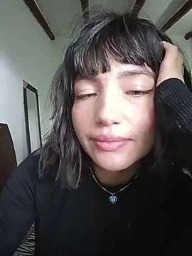 Snapshot of Luna_juicy chatting on December 4, 2025, 7:55 pm Luna juicy online show from December 4, 2025, 7:55 pm