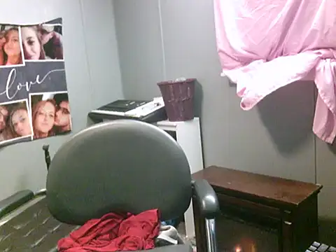 Snapshot of trickydickydaddy chatting on November 30, 2025, 9:35 am trickydickydaddy online show from November 30, 2025, 9:35 am