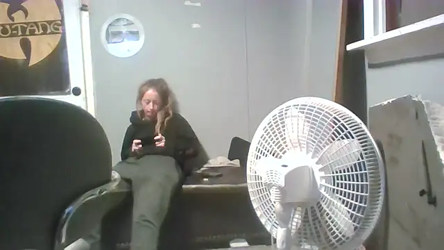 trickydickydaddy online show from April 2, 2026, 3:59 am