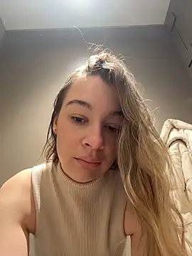 SashaCatt online show from February 23, 2026, 8:12 am