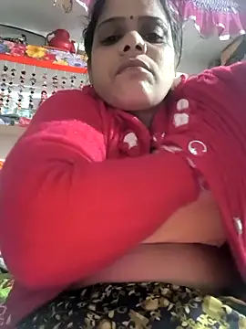 Hot suini online show from February 9, 2026, 6:12 pm