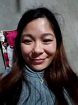 Lyla john online show from February 9, 2026, 1:37 pm