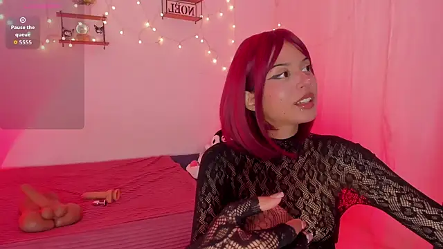 Tamara Aluna  online show from March 3, 2026, 8:26 pm