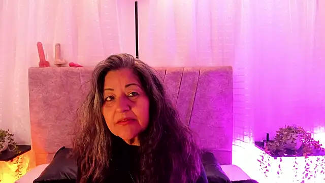 Snapshot of Victoriaa_Anderson chatting on May 26, 2026, 7:54 pm Victoriaa Anderson online show from May 26, 2026, 7:54 pm
