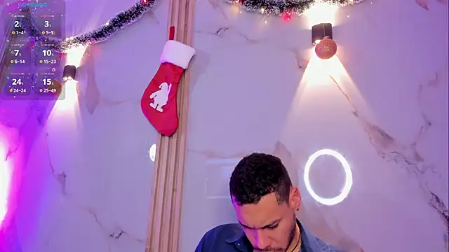 Aron and molly online show from December 19, 2025, 12:12 pm