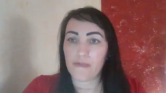 ArianaXFresh online show from November 10, 2025, 10:47 am