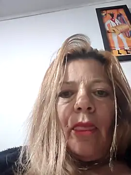 karlaanqui1 online show from March 6, 2026, 10:23 am