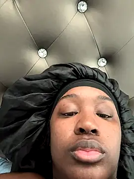 ToyaThick online show from November 16, 2025, 1:28 pm