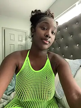 ToyaThick online show from July 13, 2026, 4:32 pm