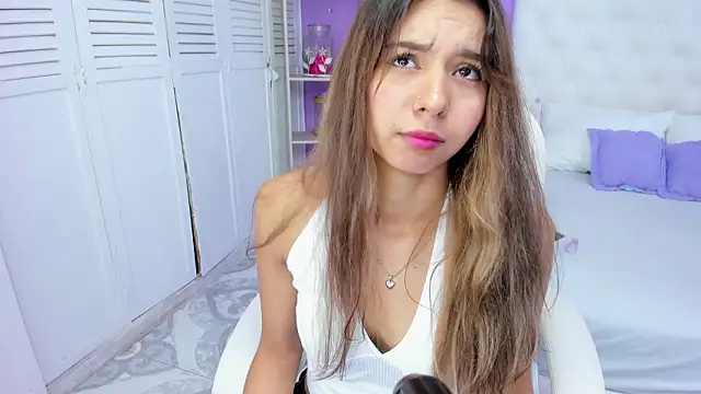 Sara connor01 online show from March 8, 2026, 1:15 pm