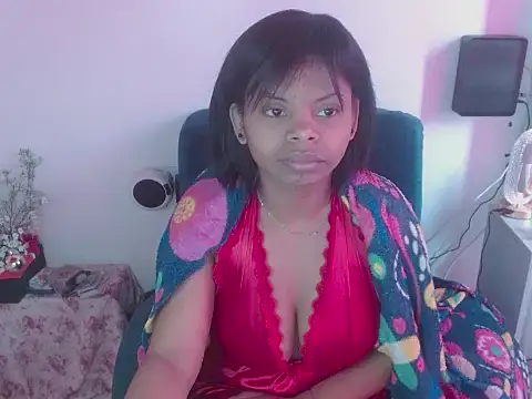 Rey lizeth73 online show from December 19, 2025, 12:23 pm