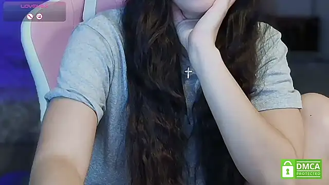 Snapshot of Avaalunaa chatting on November 24, 2025, 7:24 pm Avaalunaa online show from November 24, 2025, 7:24 pm