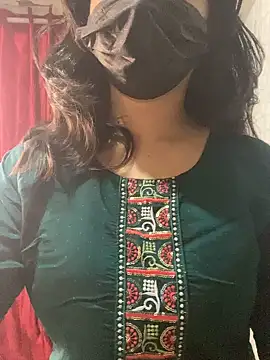 Red Queen 11 online show from December 18, 2025, 6:47 pm