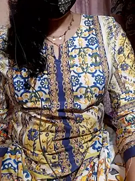 HotGirl23231 online show from January 18, 2026, 6:01 pm