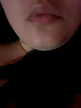 Snapshot of Melona1122 chatting on November 16, 2025, 12:27 am Melona1122 online show from November 16, 2025, 12:27 am